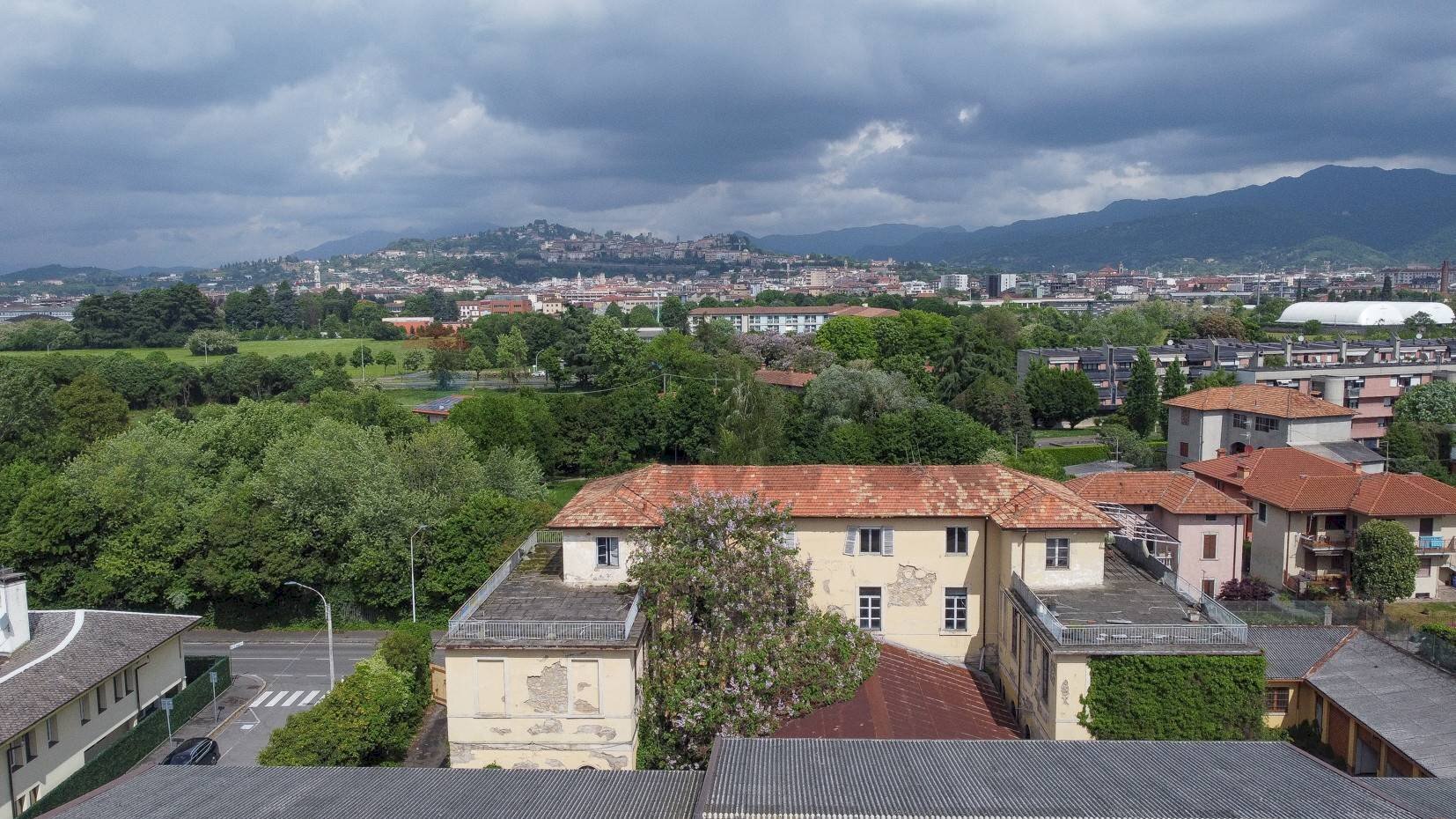 Casa all\'aperto - Stable - Palace Via Vittorio Gasparini
 
18, Bergamo - photo 3