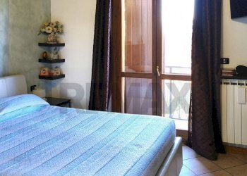 Camera / camera da letto - Bilocale Via Sigismondi
 
42, Villa d'Almè - foto 15