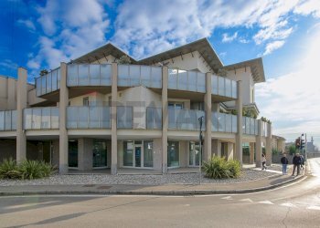 Edificio all\'aperto - Ufficio VIA GALETTI
 
4, Treviolo - foto 1