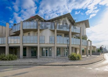 Edificio all\'aperto - Office VIA GALETTI
4, Treviolo - photo 2