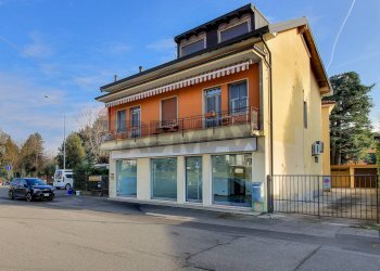 Casa all\'aperto - Locale Commerciale PIAZZA VITTORIO EMANUELE II
 
2, Dalmine - foto 1