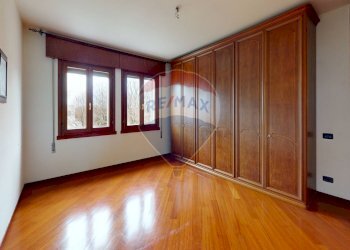 Camera / camera da letto - Casa indipendente Via San Daniele
 
13/s, Camisano Vicentino - foto 17