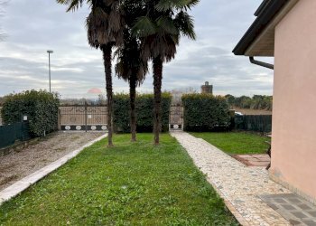 Giardino - Casa indipendente Via San Daniele
 
13/s, Camisano Vicentino - foto 35