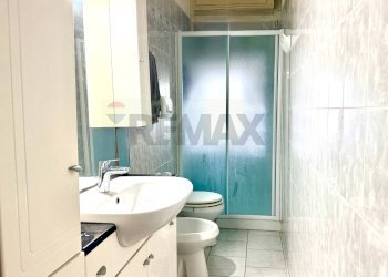 Bagno - Quadrilocale Via Gibellini
 
75, Novara - foto 11