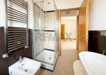 Bagno - Two-room apartment Via Arzana
65, Roma - photo 8