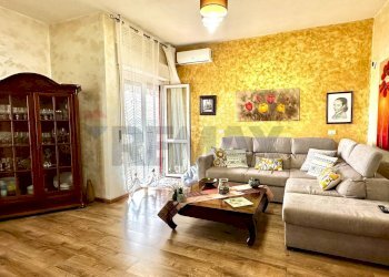 Soggiorno - Appartamento via Francesco Cilea
 
2, Sassari - foto 9