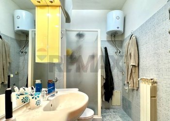 Bagno - Appartamento via Francesco Cilea
 
2, Sassari - foto 12