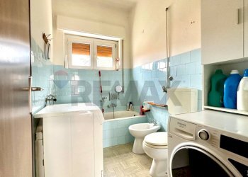 Bagno - Appartamento via Francesco Cilea
 
2, Sassari - foto 14