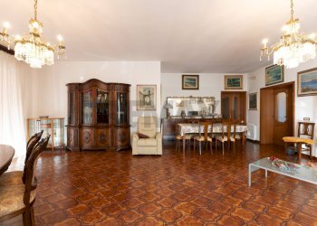 Sala da pranzo - Casa indipendente S.V. Prunizzedda - Serra Secca
 
11, Sassari - foto 6