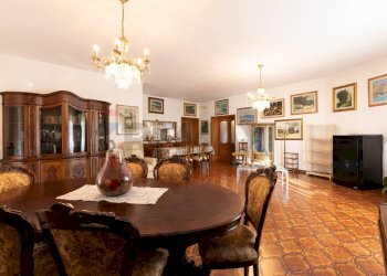 Sala da pranzo - Casa indipendente S.V. Prunizzedda - Serra Secca
 
11, Sassari - foto 41