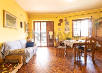 Sala da pranzo - Casa indipendente S.V. Prunizzedda - Serra Secca
 
11, Sassari - foto 60