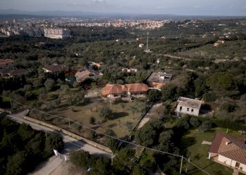 Edificio all\'aperto - Casa indipendente S.V. Prunizzedda - Serra Secca
 
11, Sassari - foto 88