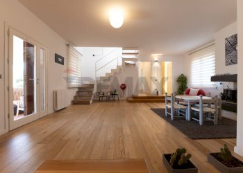 Sala da pranzo - Casa indipendente Via Baldinca, Sassari - foto 19