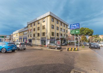 Edificio all\'aperto - Ufficio Via Carlo Felice
 
33, Sassari - foto 1