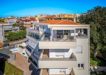 Edificio all\'aperto - Attic Sassari - photo 12