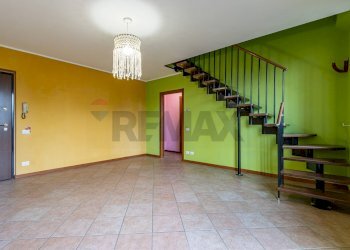 Stanza vuota - Trilocale VIA SANTA VALERIA
 
1, Caglio - foto 3