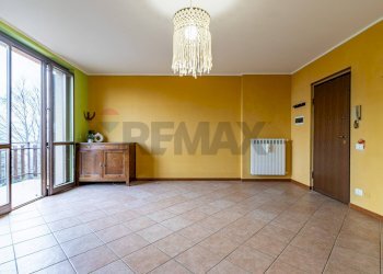 Stanza vuota - Trilocale VIA SANTA VALERIA
 
1, Caglio - foto 5