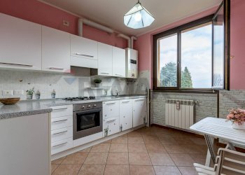 Cucina - Trilocale VIA SANTA VALERIA
 
1, Caglio - foto 7