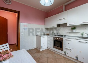 Cucina - Trilocale VIA SANTA VALERIA
 
1, Caglio - foto 8