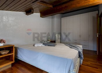 Camera / camera da letto - Trilocale VIA SANTA VALERIA
 
1, Caglio - foto 11