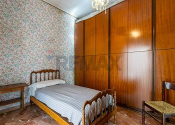 Camera / camera da letto - Casa indipendente via Montello
 
13, Venegono Inferiore - foto 23