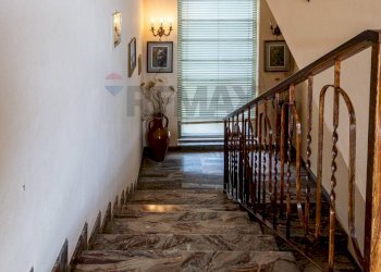 Scale - Casa indipendente via Montello
 
13, Venegono Inferiore - foto 26