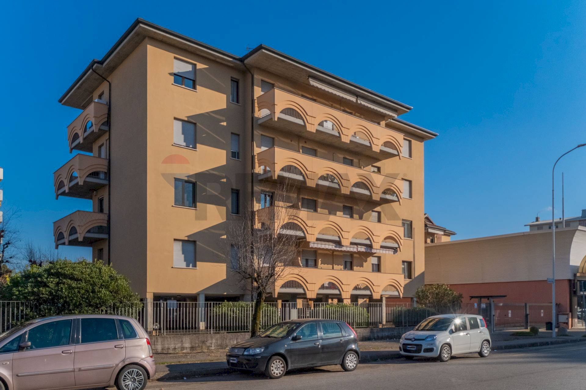 Edificio all\'aperto - Monolocale Via Q. Sella
 
140, Busto Arsizio - foto 1