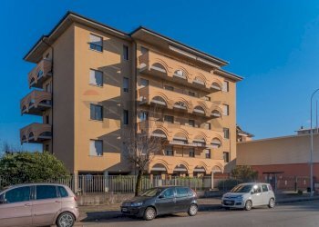 Edificio all\'aperto - Monolocale Via Q. Sella
 
140, Busto Arsizio - foto 1