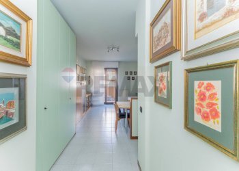 Hall / corridoio - Monolocale Via Q. Sella
 
140, Busto Arsizio - foto 10
