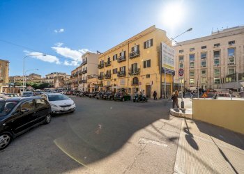 Foto 1 - Commercial Premises Via Volturno
 
120, Palermo - photo 1