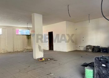 Stanza vuota - Commercial Premises CORSO MICHEANGELO
 
1, Sant'Antimo - photo 4