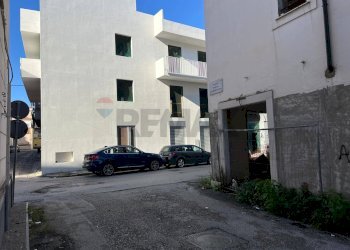 Edificio all\'aperto - Commercial Premises CORSO MICHEANGELO
 
1, Sant'Antimo - photo 8