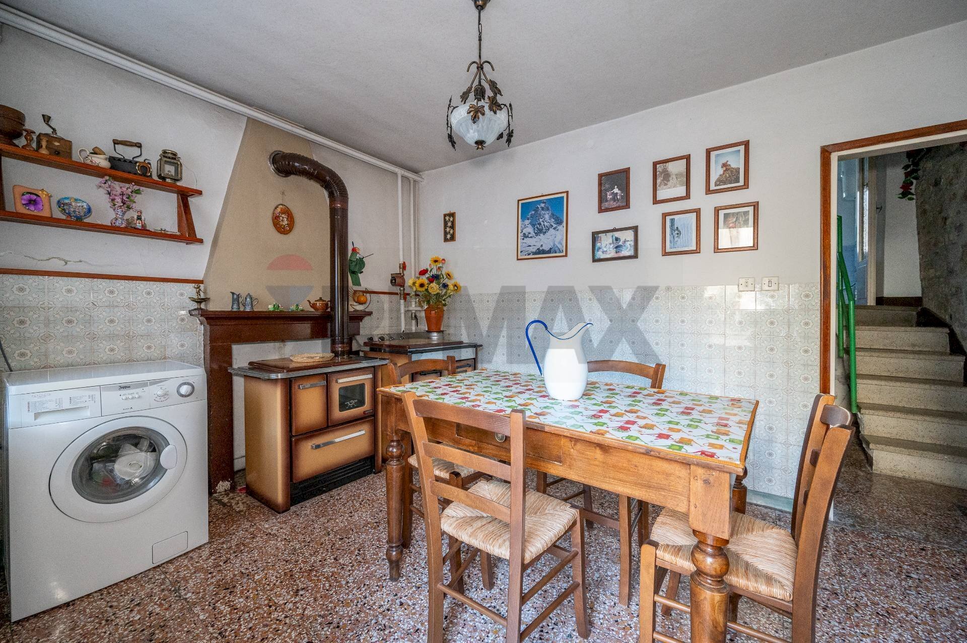 Sala da pranzo - Semi-detached house località tufi
28, Corniglio - photo 2