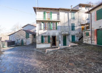 Casa all\'aperto - Casa semi indipendente località tufi
 
28, Corniglio - foto 1