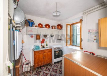 Cucina - Casa semi indipendente località tufi
 
28, Corniglio - foto 9