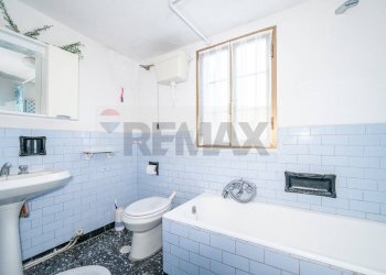 Bagno - Casa semi indipendente località tufi
 
28, Corniglio - foto 13