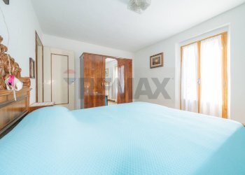 Camera / camera da letto - Casa semi indipendente località tufi
 
28, Corniglio - foto 33