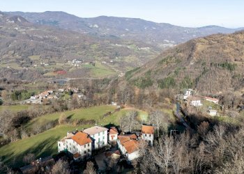 Vista delle montagne - Casa semi indipendente località tufi
 
28, Corniglio - foto 41