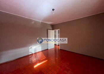 prima camera matrimoniale - Quadrilocale via pisa, Massa - foto 15