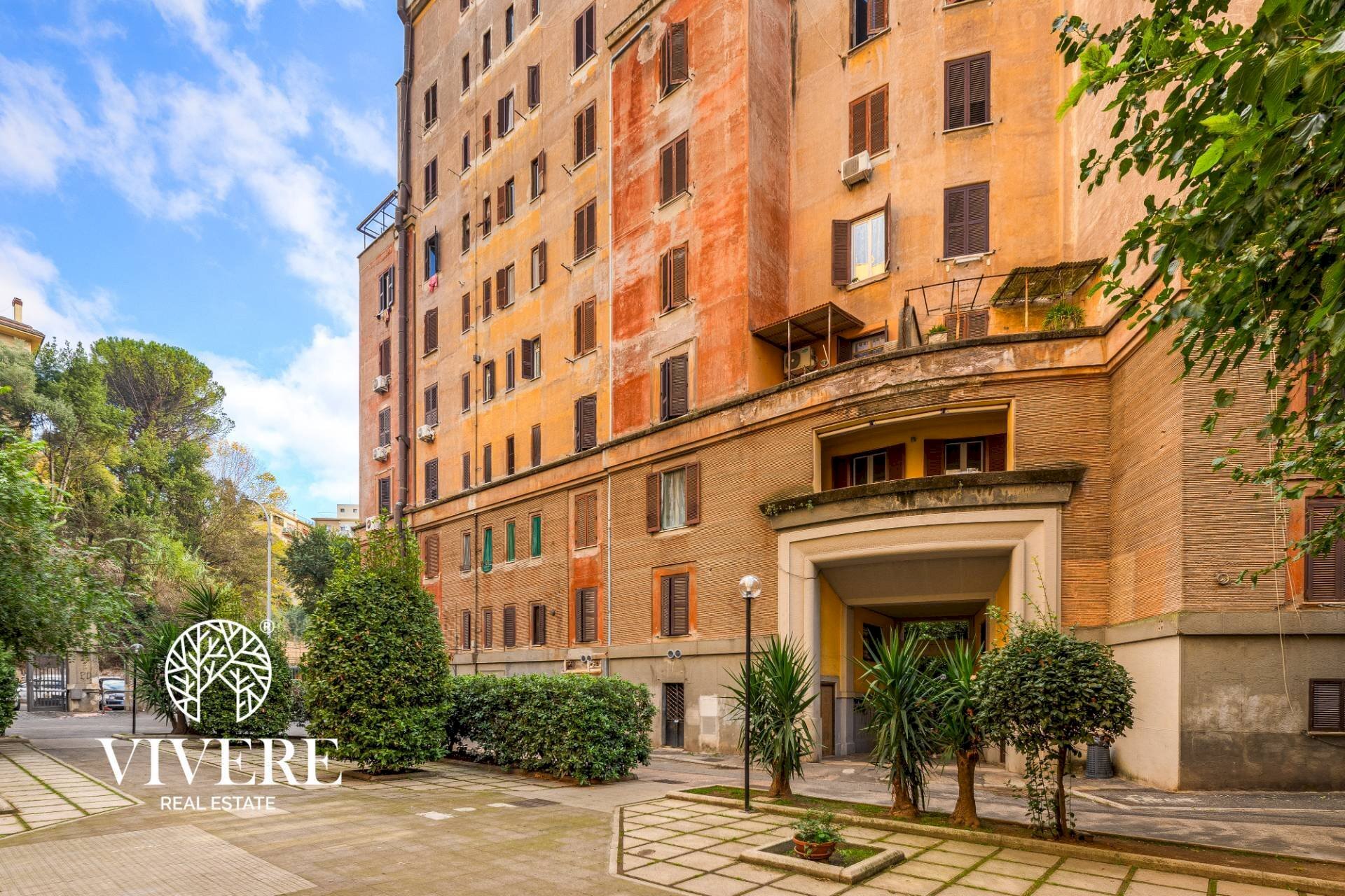 Foto 1 - Bilocale Via Di Donna Olimpia
 
30, Roma - foto 1