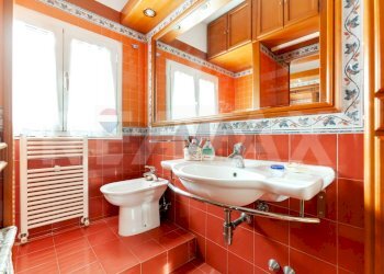 Bagno - Four-room apartment Roma - photo 16