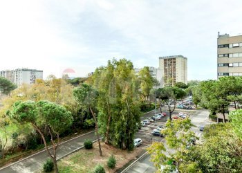 Edificio all\'aperto - Four-room apartment Roma - photo 28