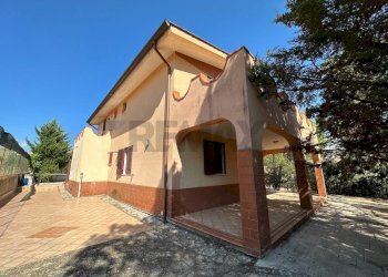 Casa all\'aperto - Villa Contrada Pizzillo
 
SNC, Baucina - foto 2