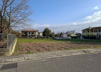 Casa all\'aperto - Terreno edificabile Via Amendola, Susegana - foto 2