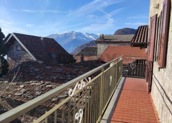 Balcone - Casa indipendente via per Caino, Vercana - foto 7