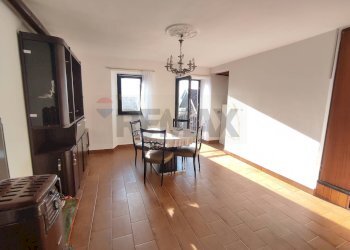 Sala da pranzo - Casa indipendente via per Caino, Vercana - foto 10