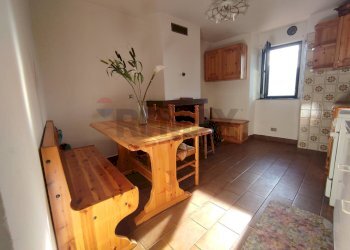 Sala da pranzo - Casa indipendente via per Caino, Vercana - foto 14