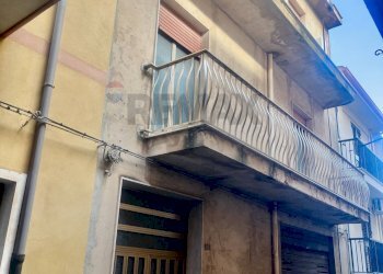 Edificio all\'aperto - Casa indipendente Via Minardi
 
151, Ragusa - foto 2