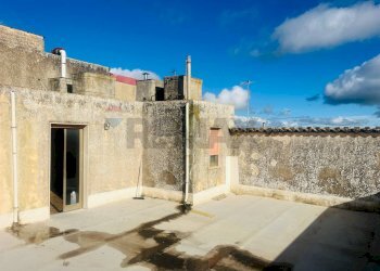 Edificio all\'aperto - Casa indipendente Via Minardi
 
151, Ragusa - foto 10