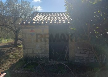 Edificio all\'aperto - Rustico C/da Pipitone, Chiaramonte Gulfi - foto 2